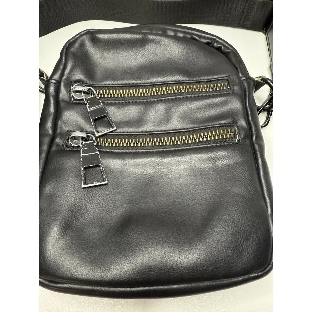 Zara Man Black Crossbody Messenger Bag 7x8